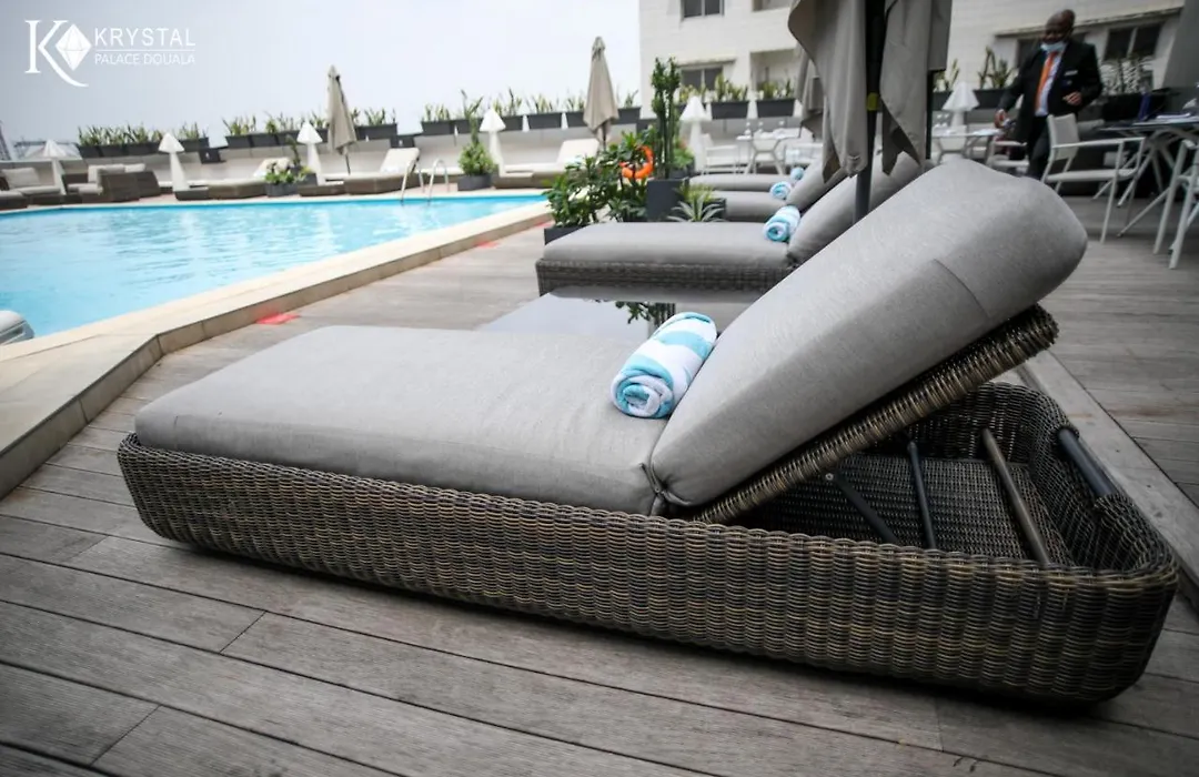 Krystal Palace Douala-1